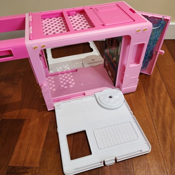 Barbie 3-in-1 Dream Camper Vehicle Mattel - Picture 8 of 9